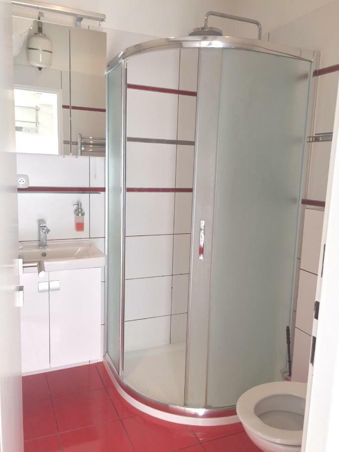 Krasny Apartman U Lesa, Trolejbus Do Centra A Bvv, Parkovani Zdarma Брно Екстер'єр фото